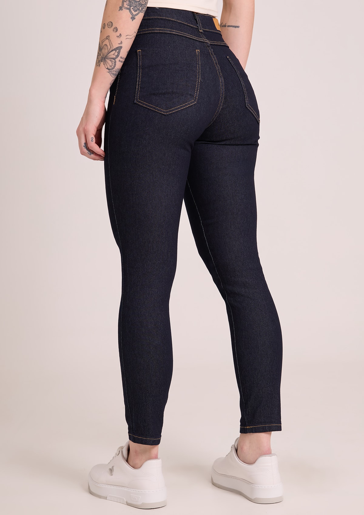 Calça Skinny Jeans Escuro Sawary - Monjuá