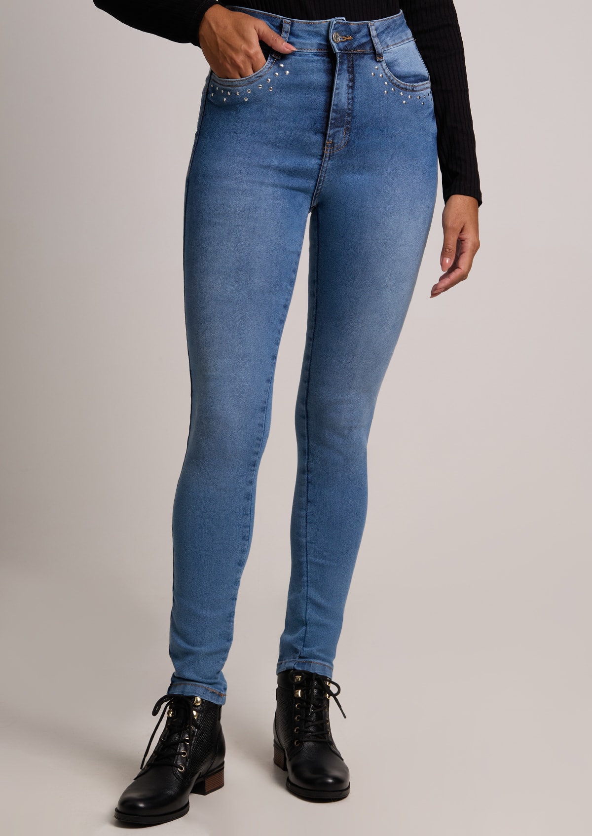 image_3fd47aa3-ca90-4625-a540-345c5ab0963b