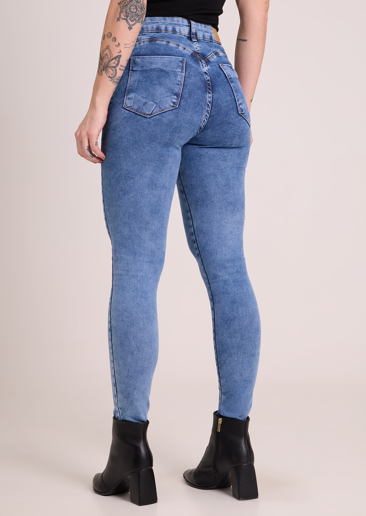 image_f0efc8cf-16a5-47ad-9367-60b3eaee020a