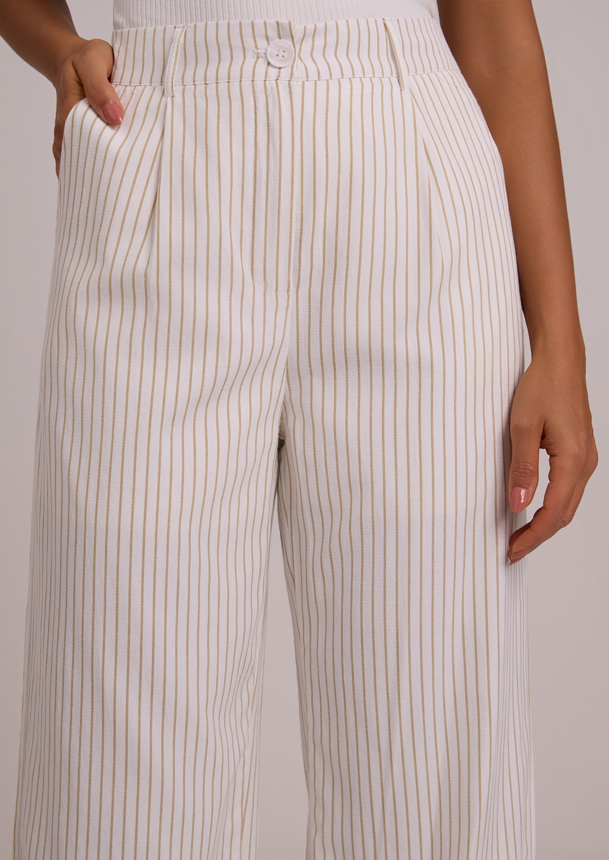 image_bfc8d69a-4d4a-4de1-9a0e-06bb2d401bbd