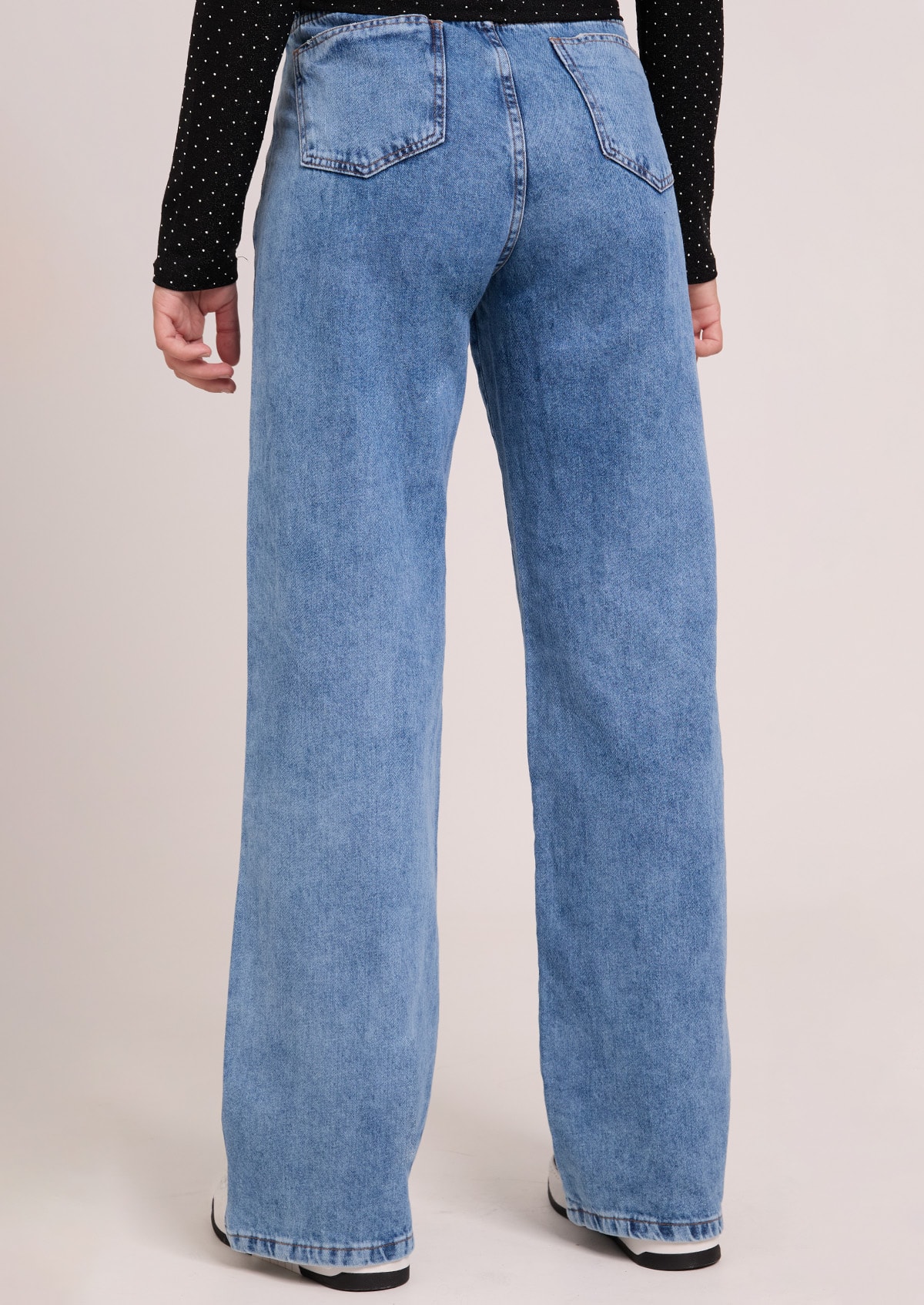 image_32eb4112-f013-41d8-8d43-65b430bd6800