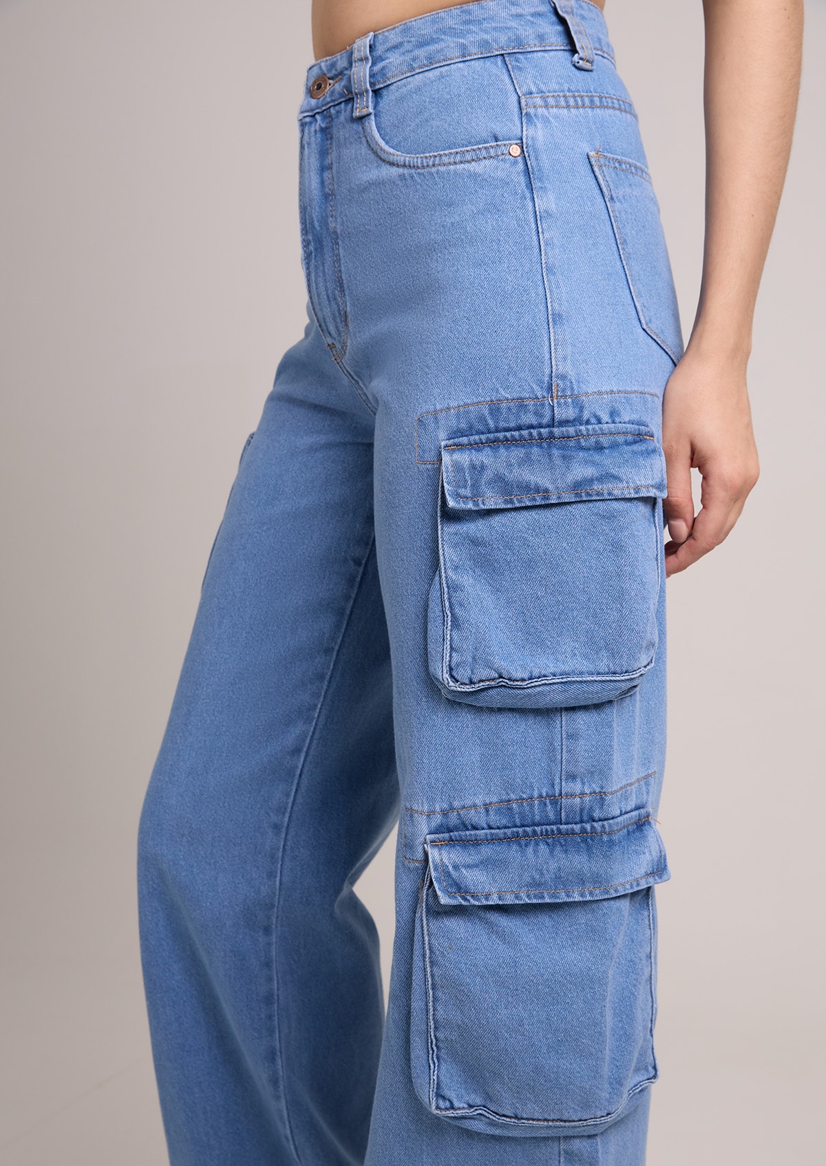 image_ac8b4143-6cf4-4eca-9f63-d6a603a8f700