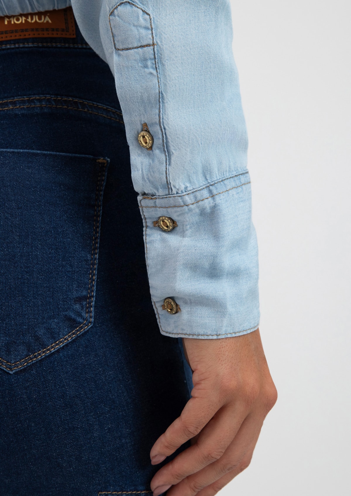 image_eb04841e-2cb1-4b0f-8bd1-a7b7402678f5