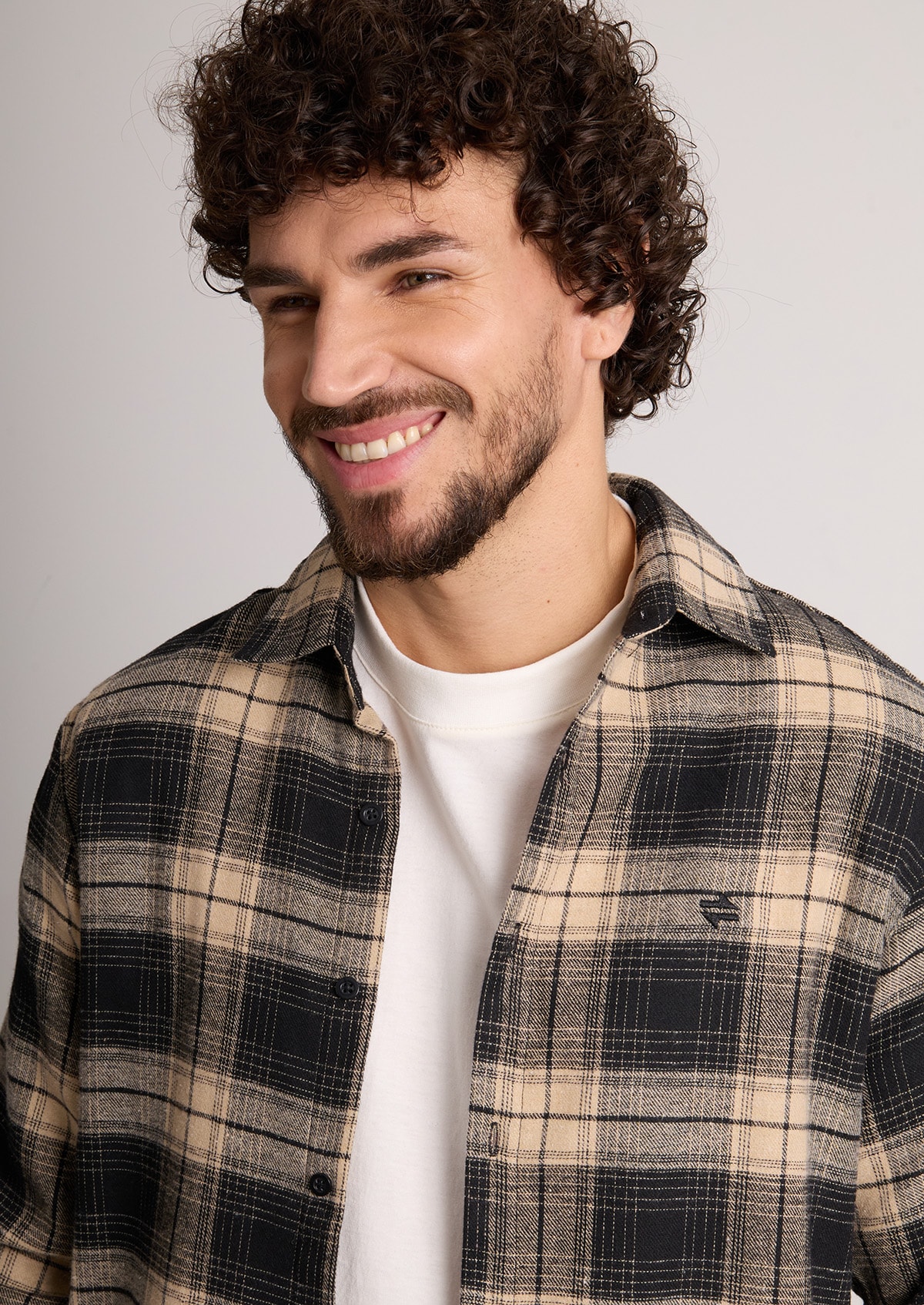 image_ea94a54e-9efc-45bc-b1c0-459eda768516