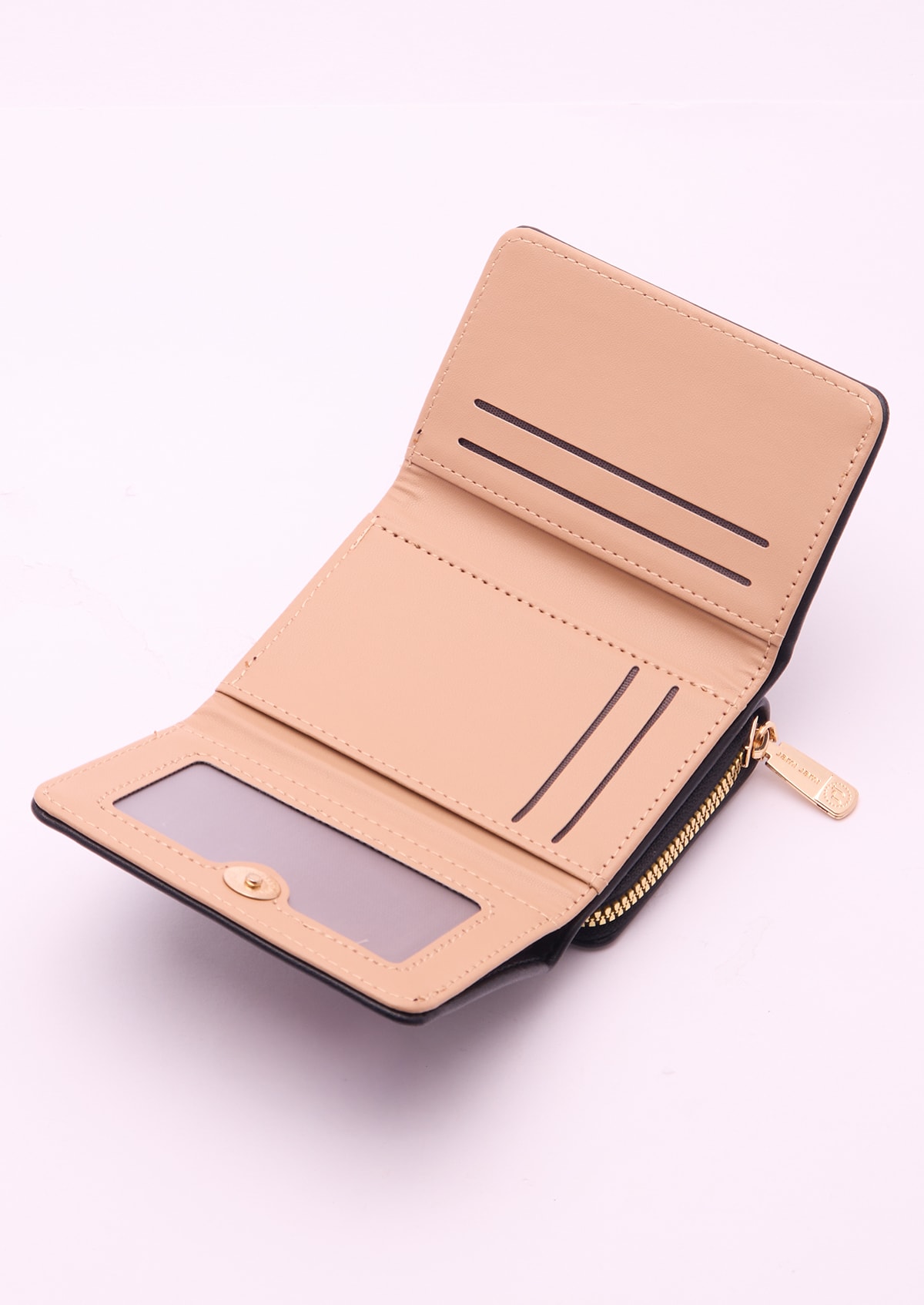 image_b2276561-b65d-4281-94cf-6e5efb9322aa