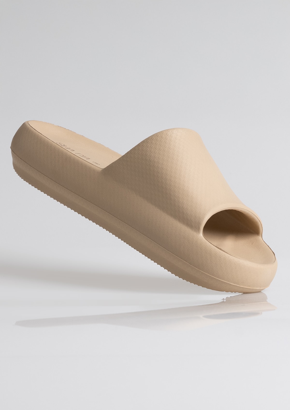 image_ed674b85-8cc5-4304-abc3-3e40fb6dbc6e