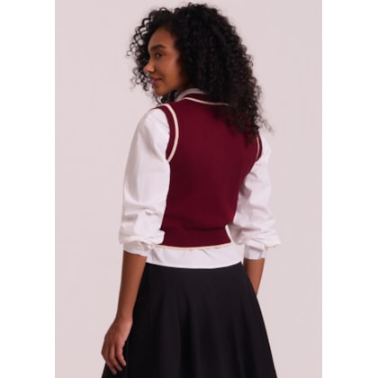 image_b2f1a4c2-d4f7-4f82-b817-2a879c8b9d31