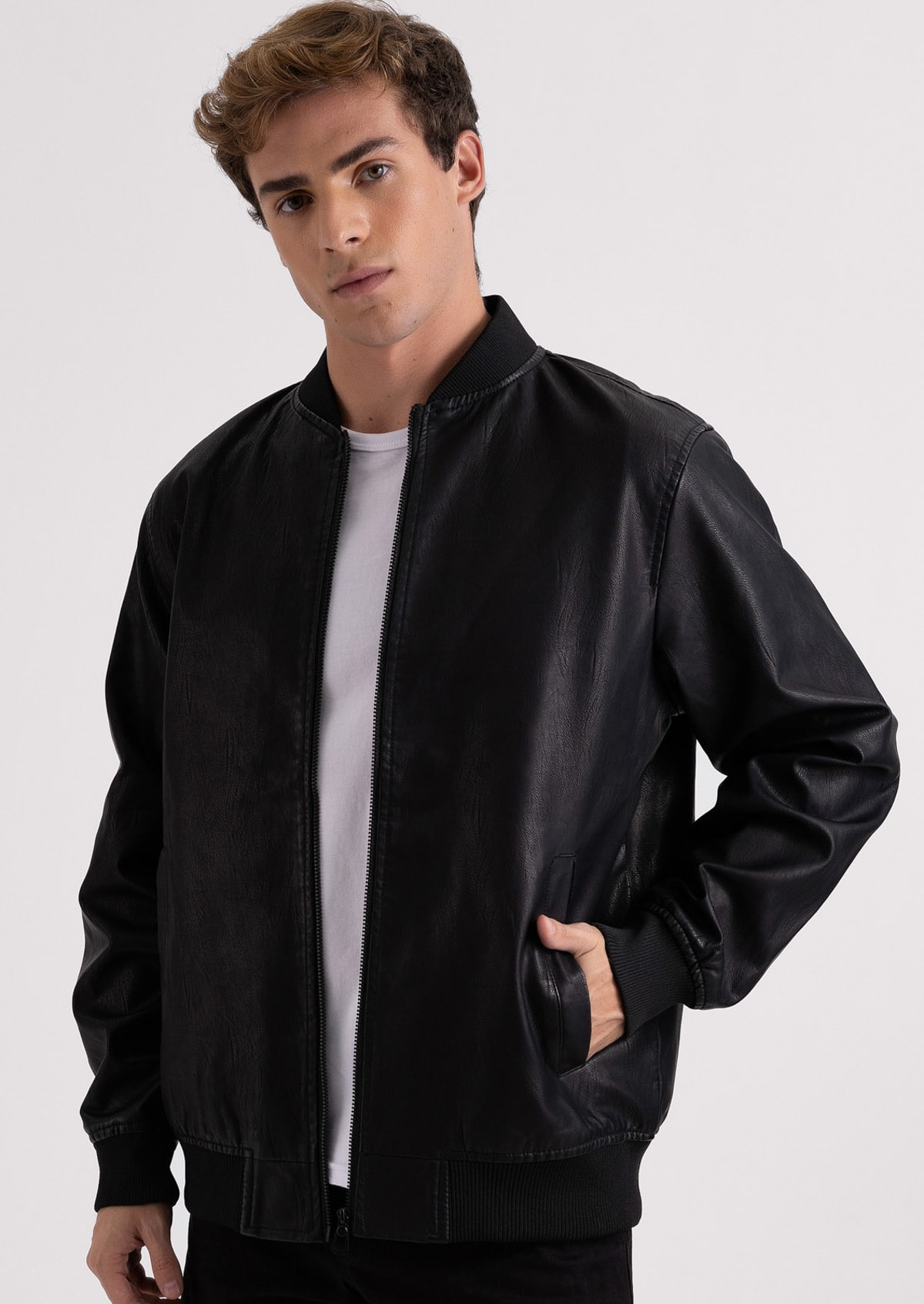 image_ce130674-57ae-4766-b400-b7828b38b888