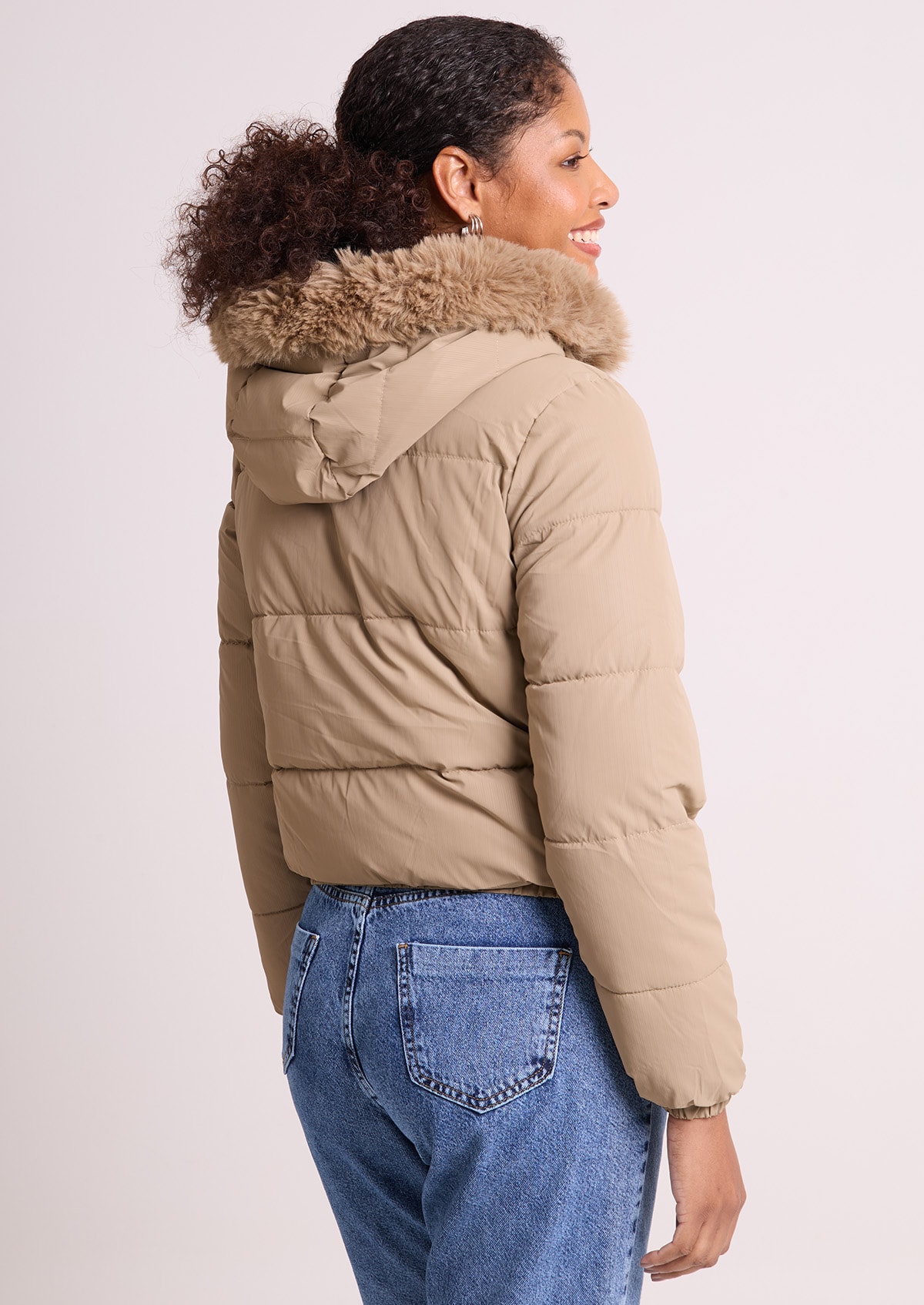 image_b6044d1f-50c1-46e9-bb99-f3a98d9d8397