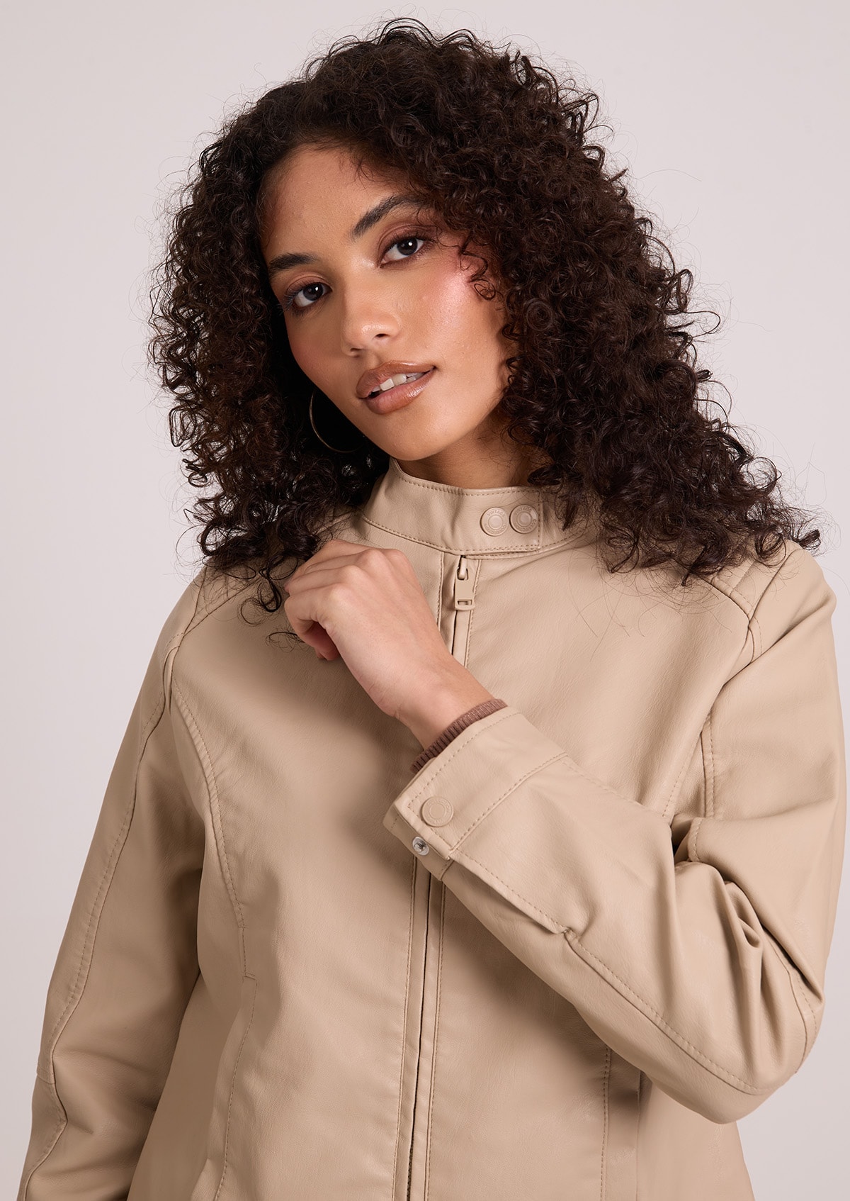 image_ab5cd839-274a-4c37-acfa-7f96d0dedd90