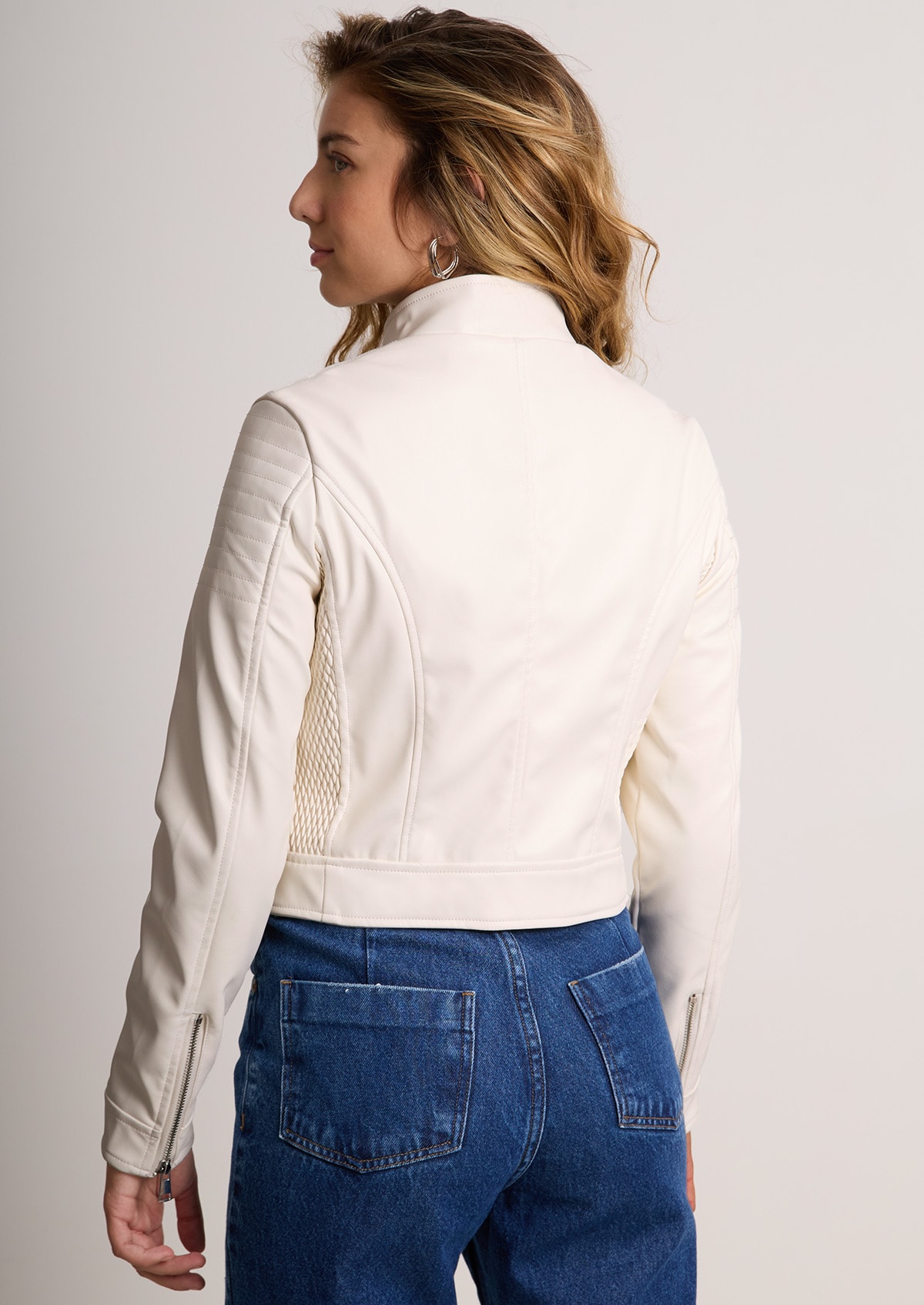 image_a3f1c60f-7c68-4518-b0f3-59e47b011b7e