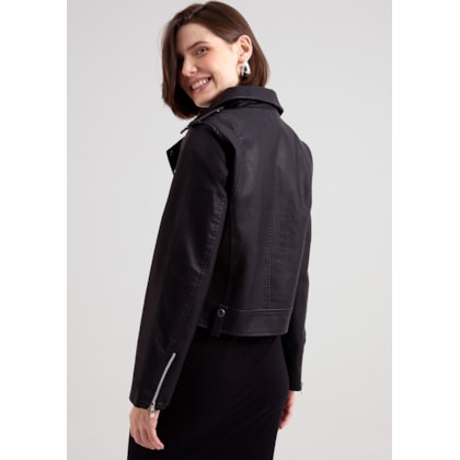 image_cf17f596-311f-445e-a83d-2b12a71459bf