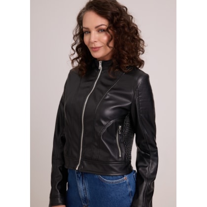 image_e5c7bd1d-b81c-4a88-9a54-9149460d2ff4