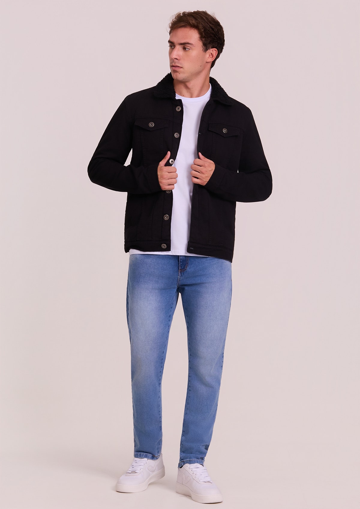 image_65b25e1b-59d7-4891-9f86-53b8fcc6d34b