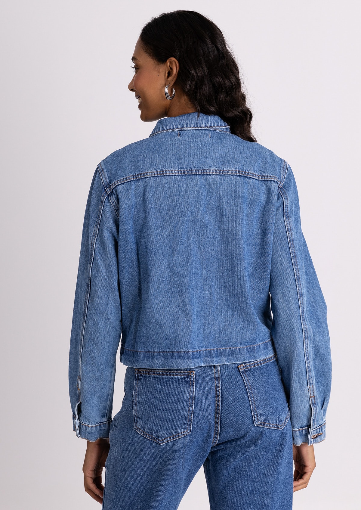 Jaqueta Jeans com Bolso - Monjuá