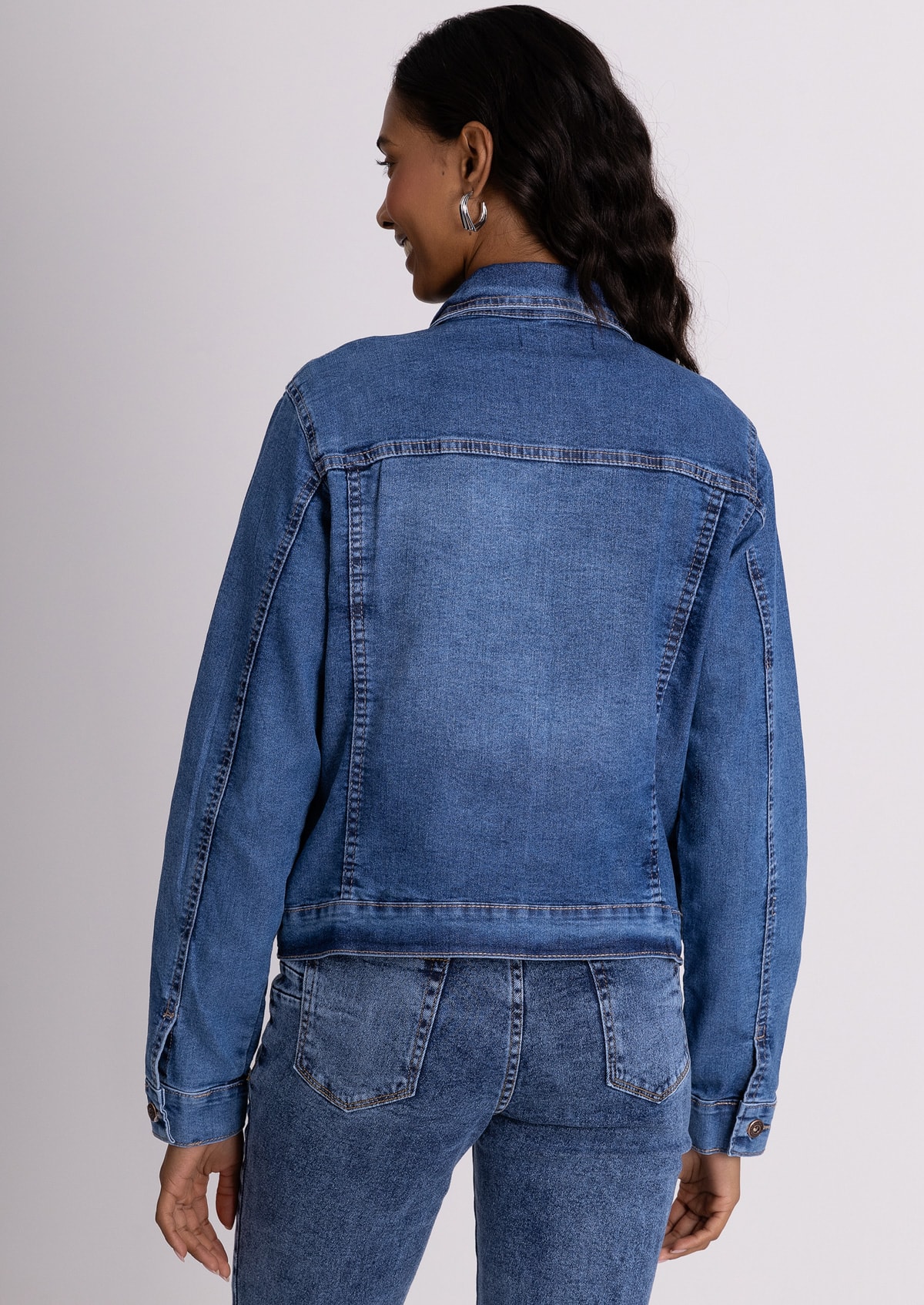 image_caf82fa6-1531-4465-bdd4-e81aa3a05200