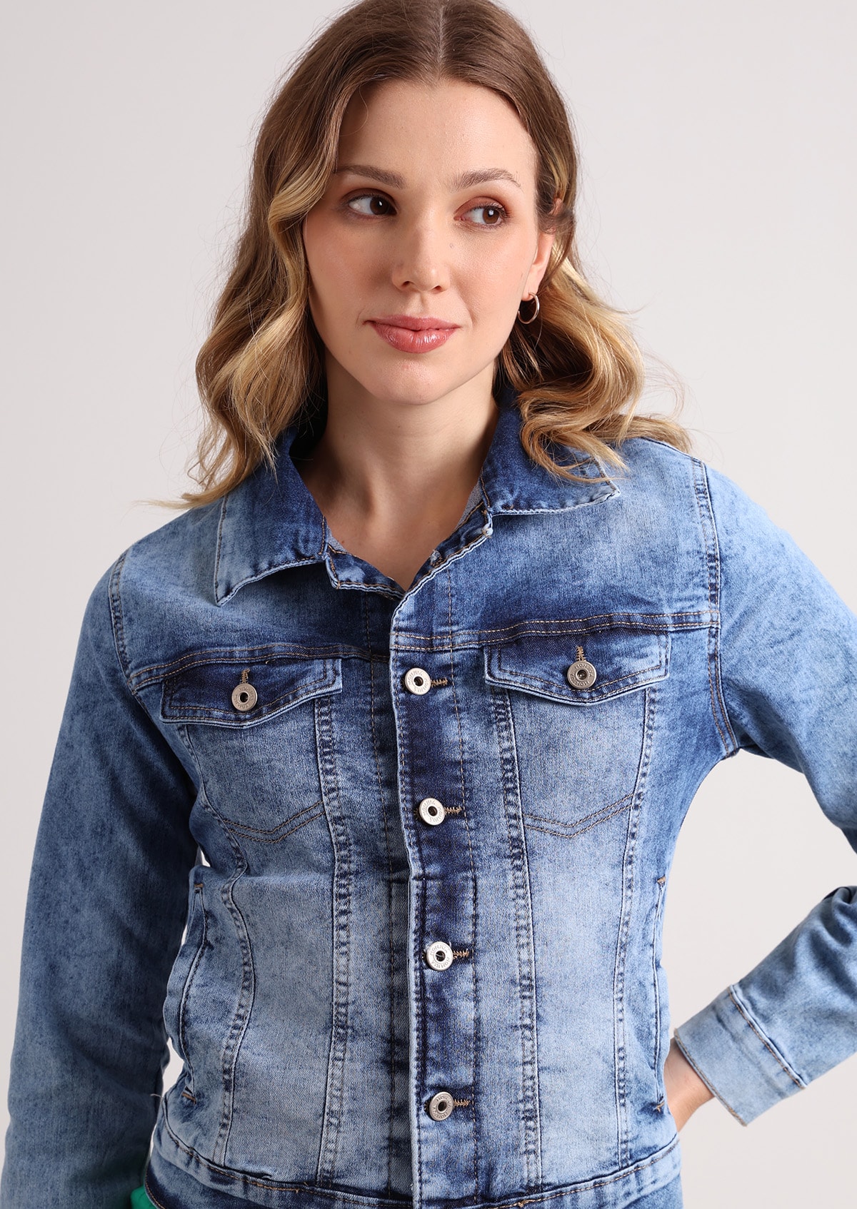 image_dbc8a433-8fc3-4421-b4cb-e8806d792d41