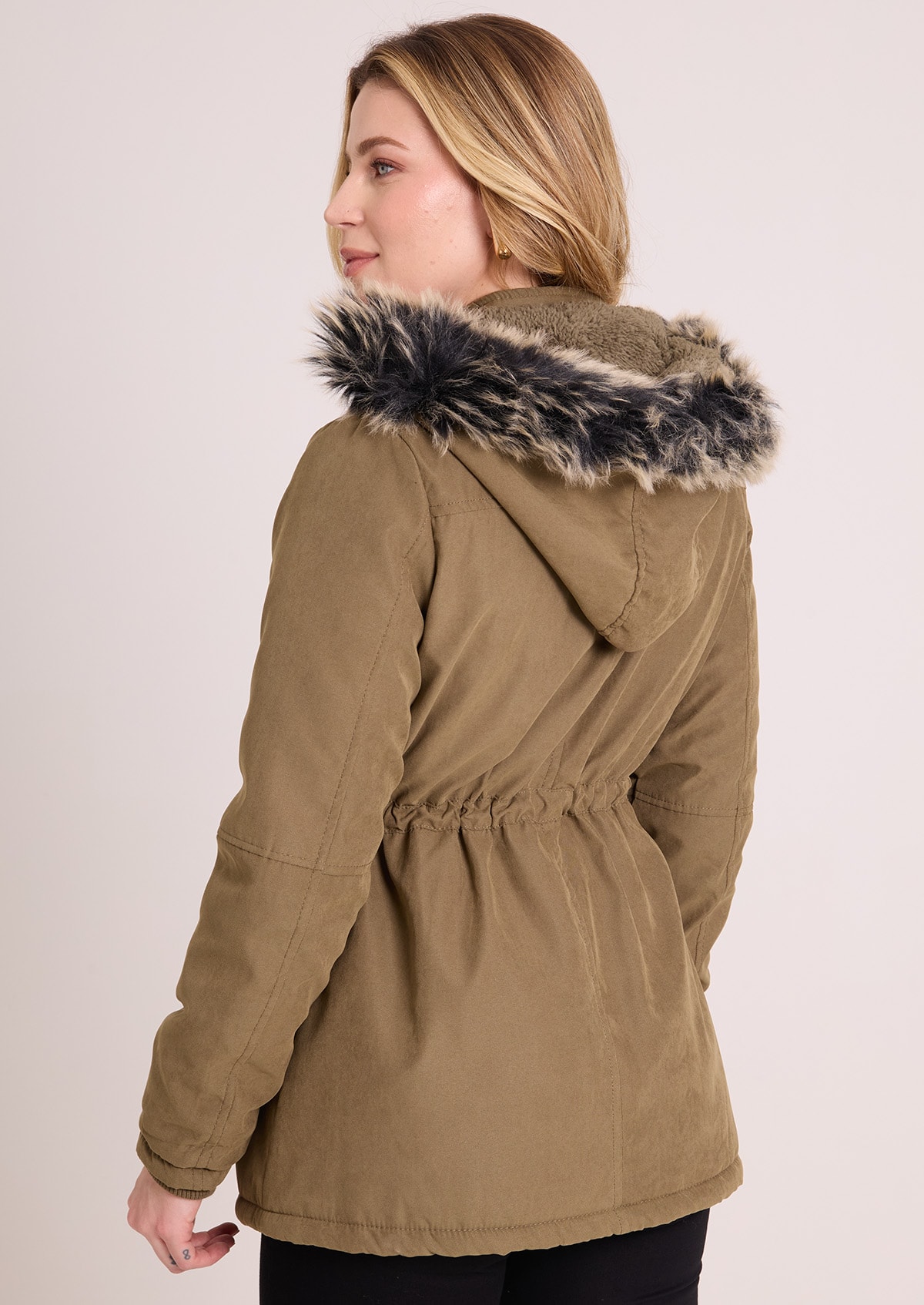 image_fc89a1f2-cebb-4c83-b587-e82063f5a362