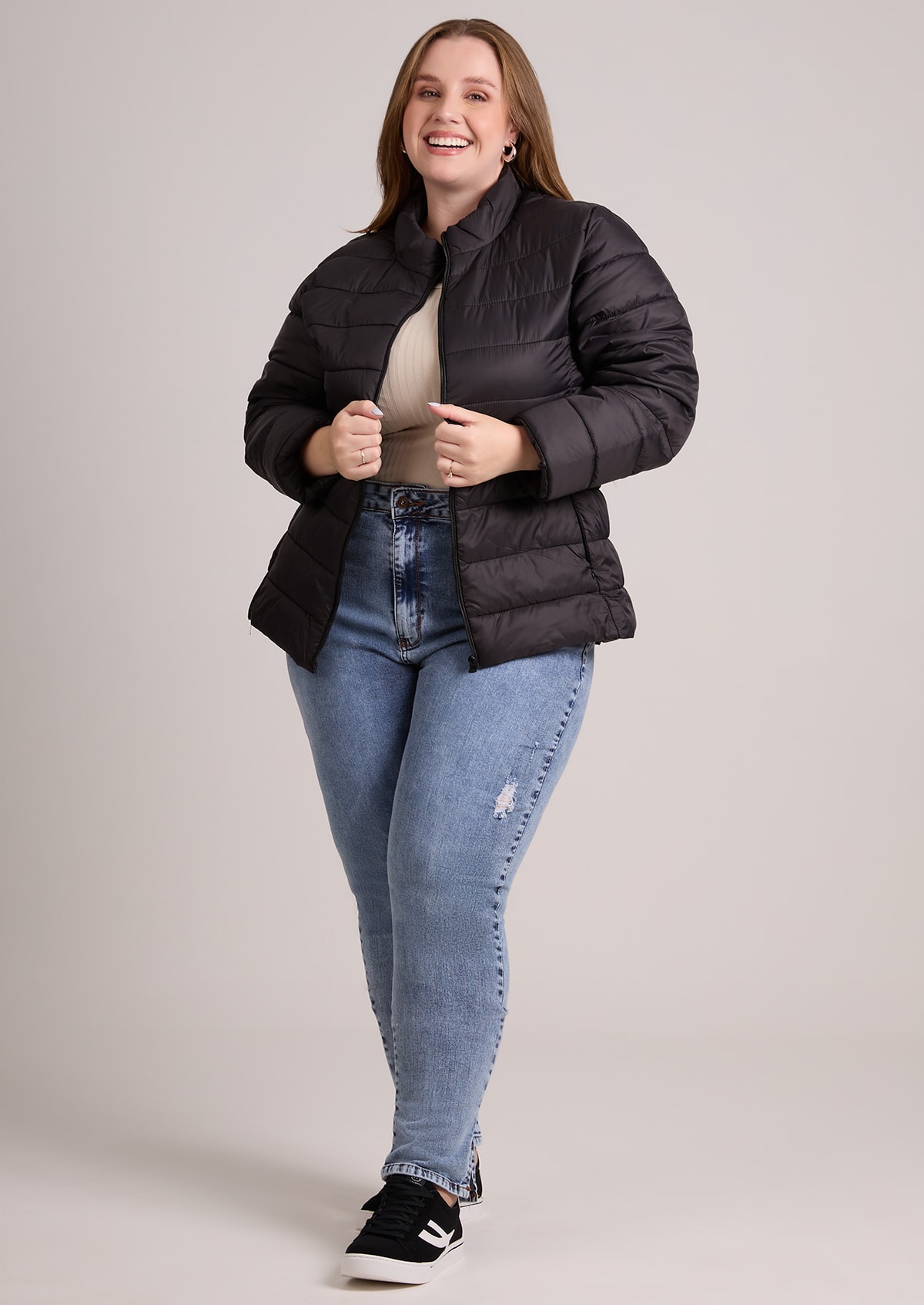 Jaqueta Puffer em Poliamida Preta Plus Size - Monjuá