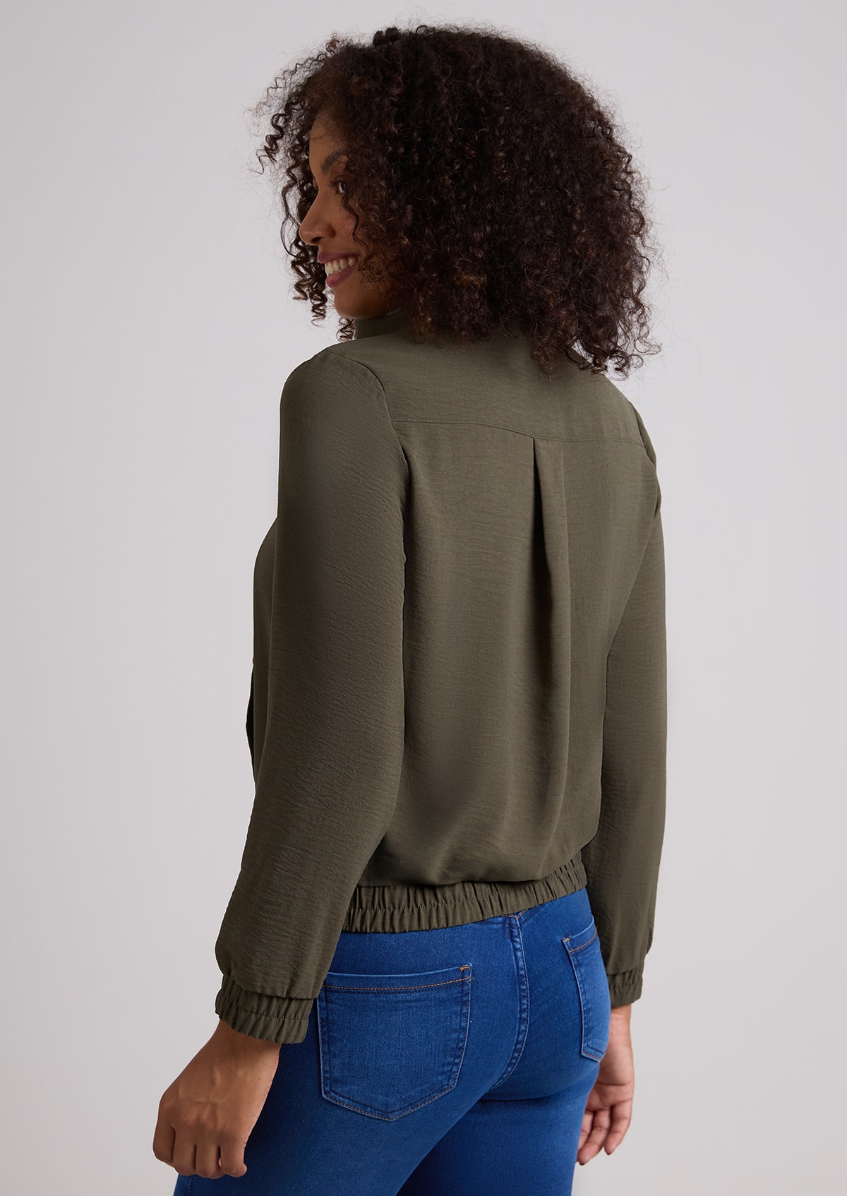 image_b5c4c715-c232-43d4-b6ae-a14a671e8e0b