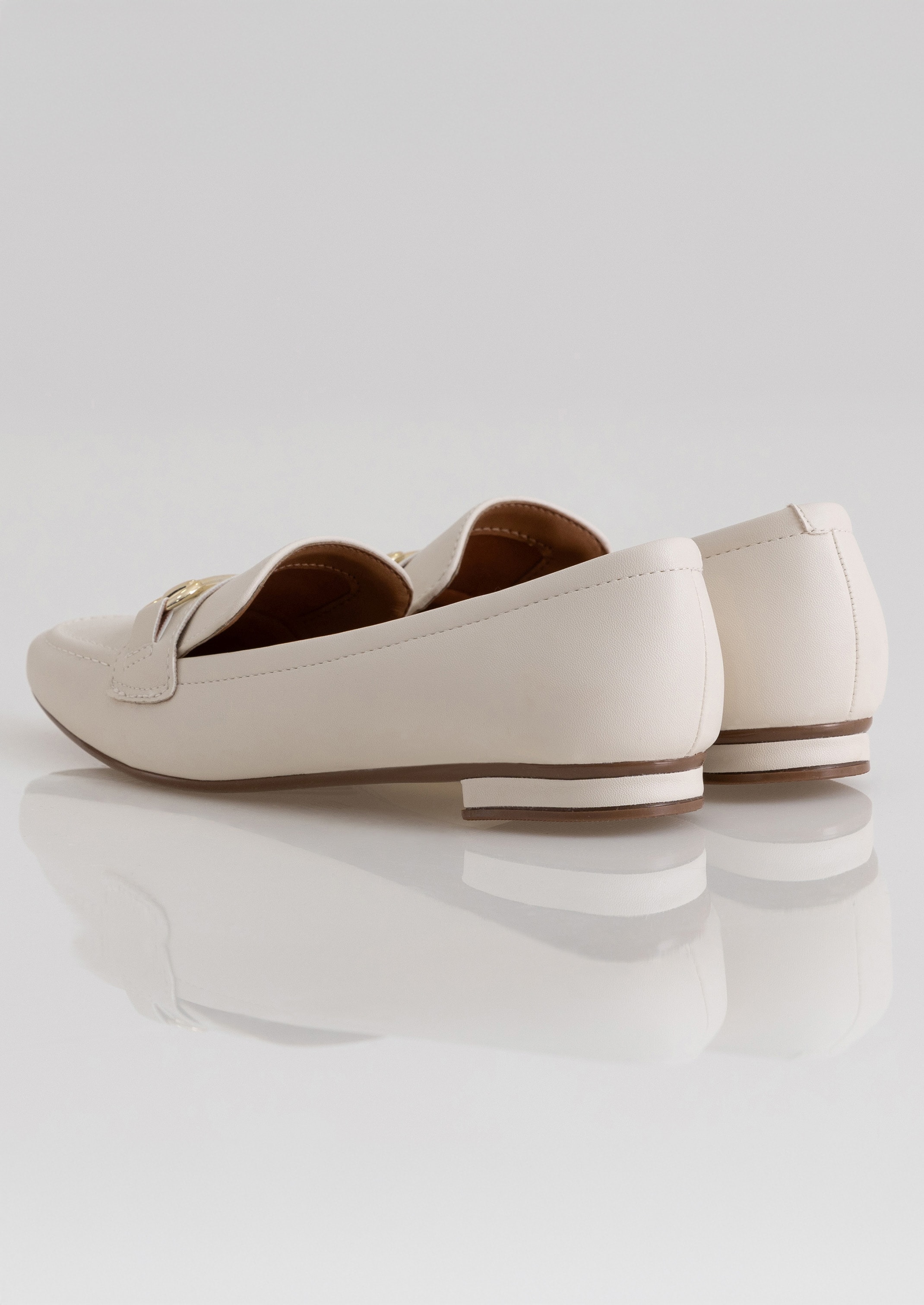 image_8cd93879-4951-4475-8c17-33ae6f8ab372