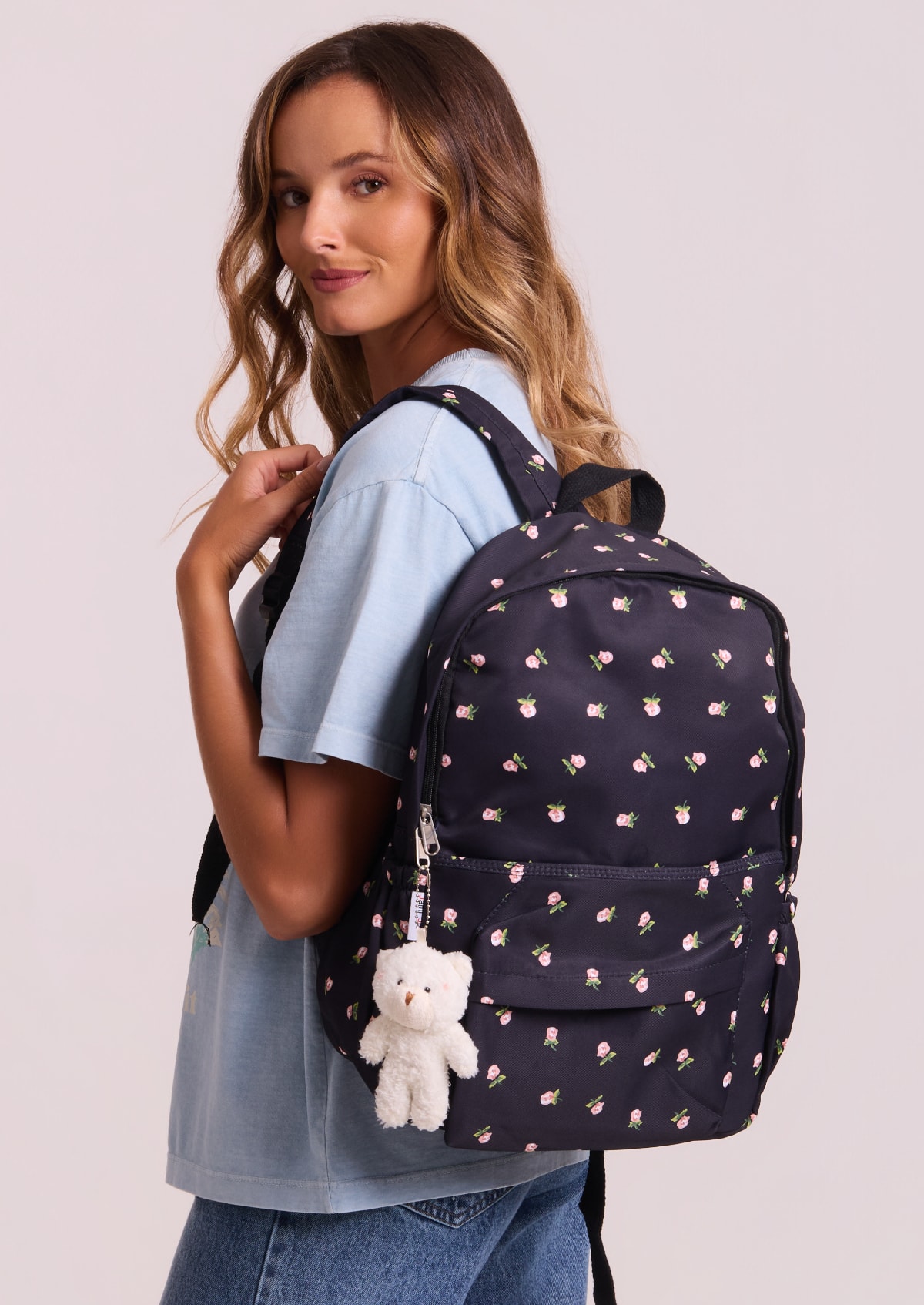 image_b42fbbb2-b9b2-4f7b-b18a-db2de9fe4776