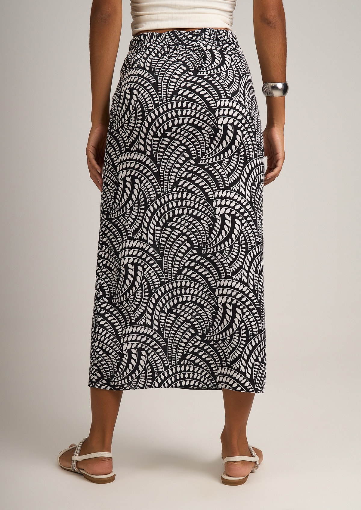 image_79b83670-593d-49b9-9a98-95176477a5fe