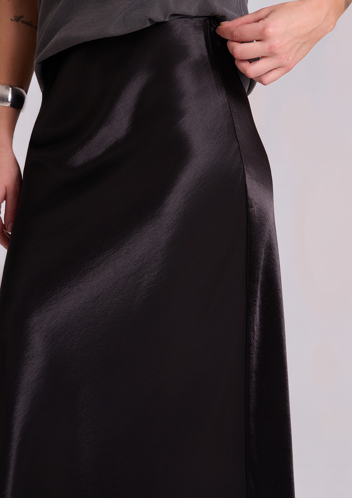 image_25b9f7b8-b330-41f5-96a8-c39767f7cd30