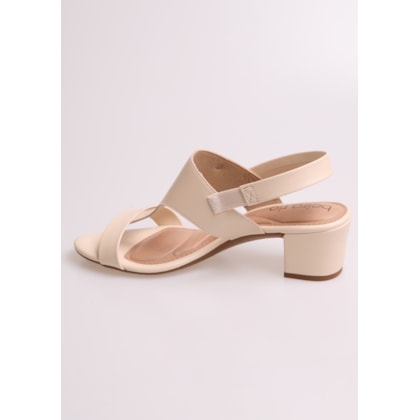 image_c8fb0ec9-abe4-42c7-8b50-b9c4d3a3e787