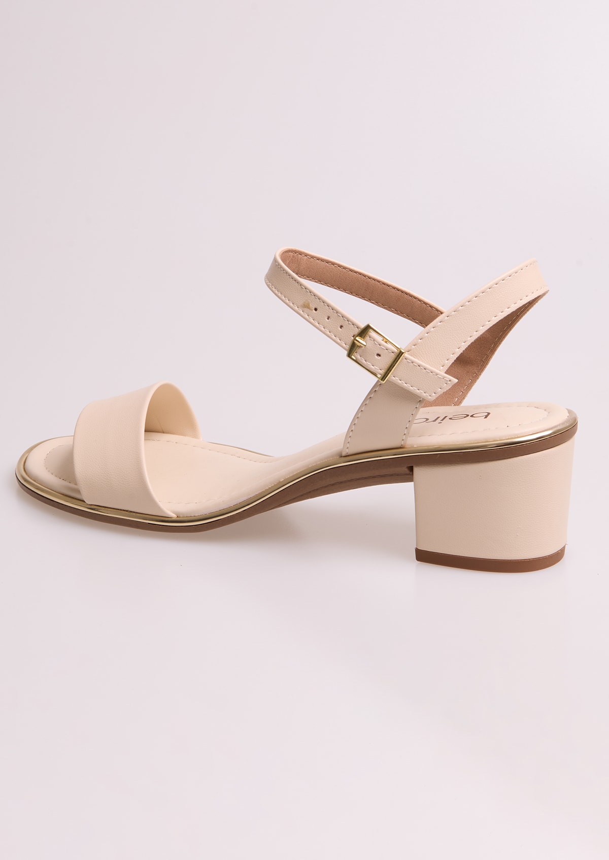 image_b670333f-ed85-4c6e-909f-a25d2c1b8e44