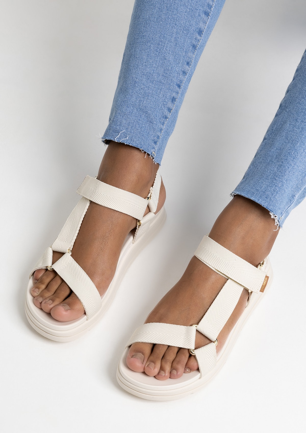 image_d292ff71-e042-4607-b764-8deb1a7b89d9