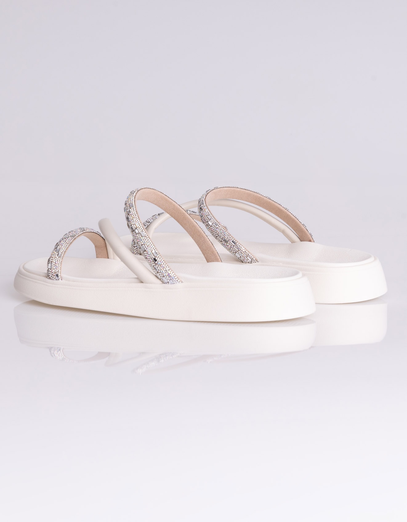 image_0e20e7eb-bf50-4476-8190-2db237c2d874