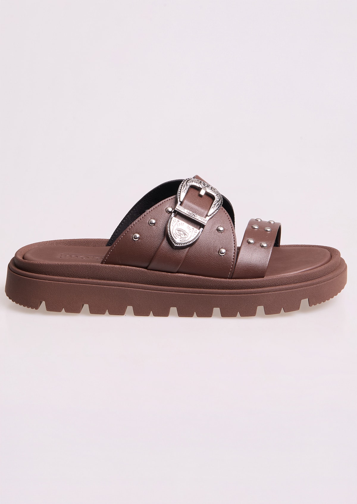 image_b723ff0d-a94c-452f-a28b-5fba2d106389