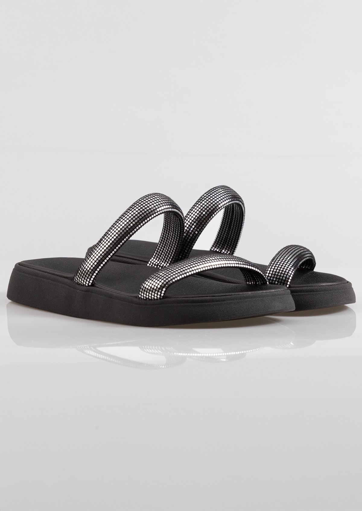 image_7b78a979-35fb-493b-8729-d01dd3c7c4a1