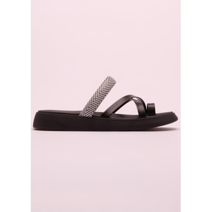 image_e932a555-cd6f-4051-93a4-306cdd86e454