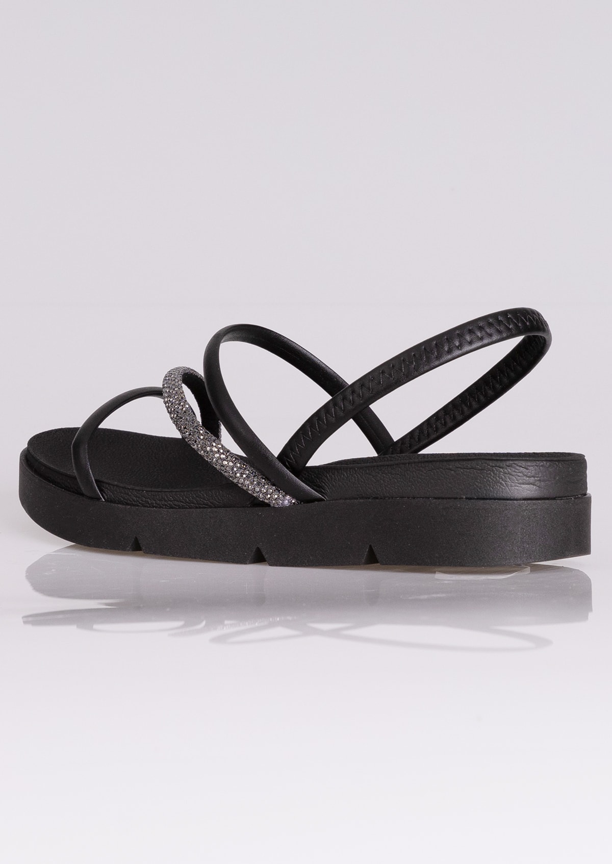 image_e35b4158-8fae-407f-aa3a-2498a850f90d