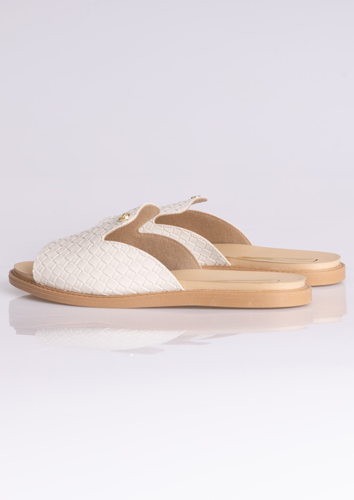 image_81ce3d48-fa3d-40a0-bc7b-dea954e5af1f