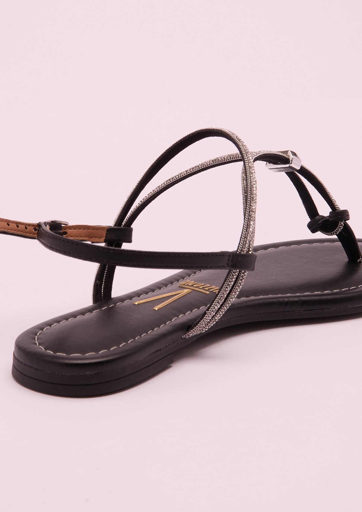 image_9cf7e53f-b16f-401e-9ce3-5b22349b182b