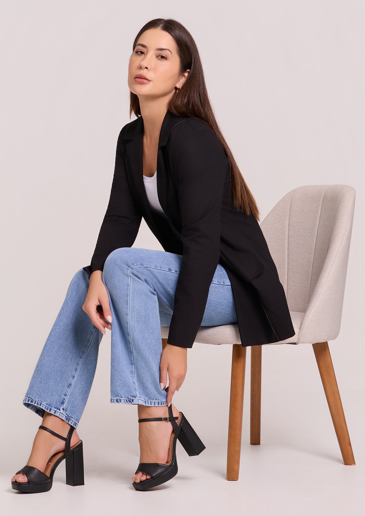 image_4a4445c9-89aa-4a61-9e19-d23dd5f8b08a