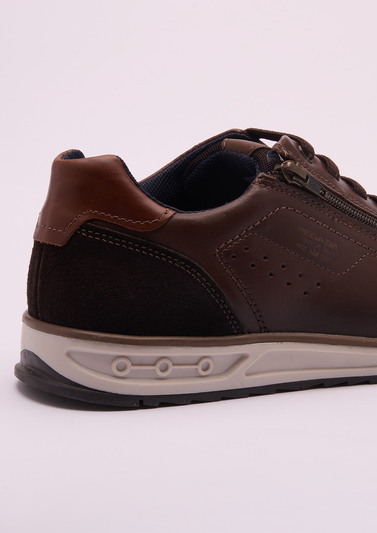 image_8118b818-f1af-44e4-b4b1-e26edcd63688