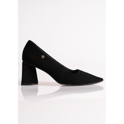 image_b5481384-764e-45e7-8c8e-71a27d1b13a9