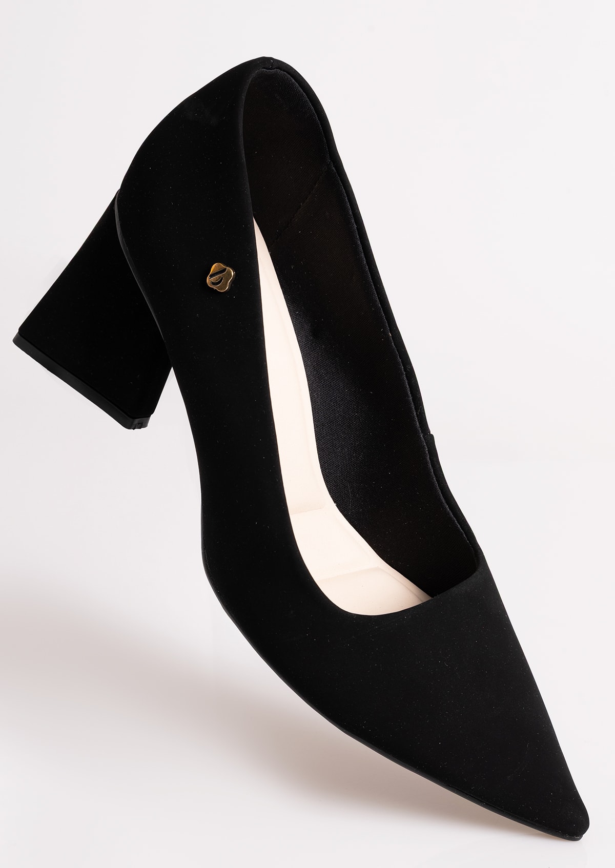 image_467c1b15-6c2a-4fb7-81bb-b86f8e85b141