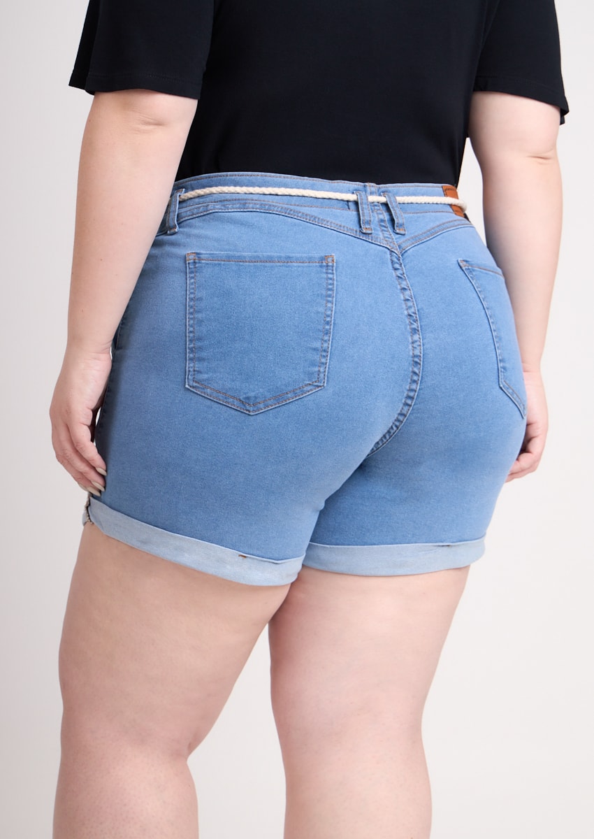 ブルーナ Short Jeans com Cordão e Barra Dobrada Plus Size - Monjuá