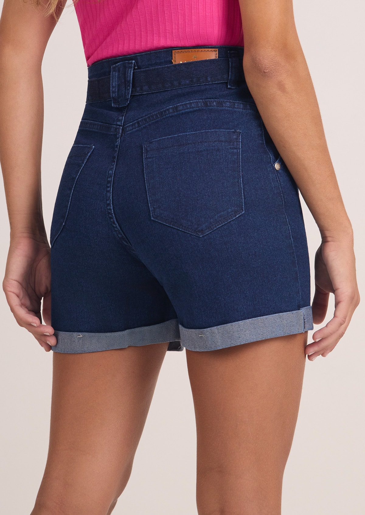 image_8faf095e-b779-43d6-a4c0-a3f891d8662b