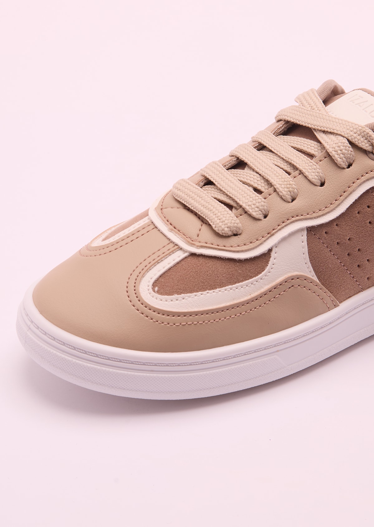 image_cdc67f9c-4e7a-42dd-828e-642a131f6970