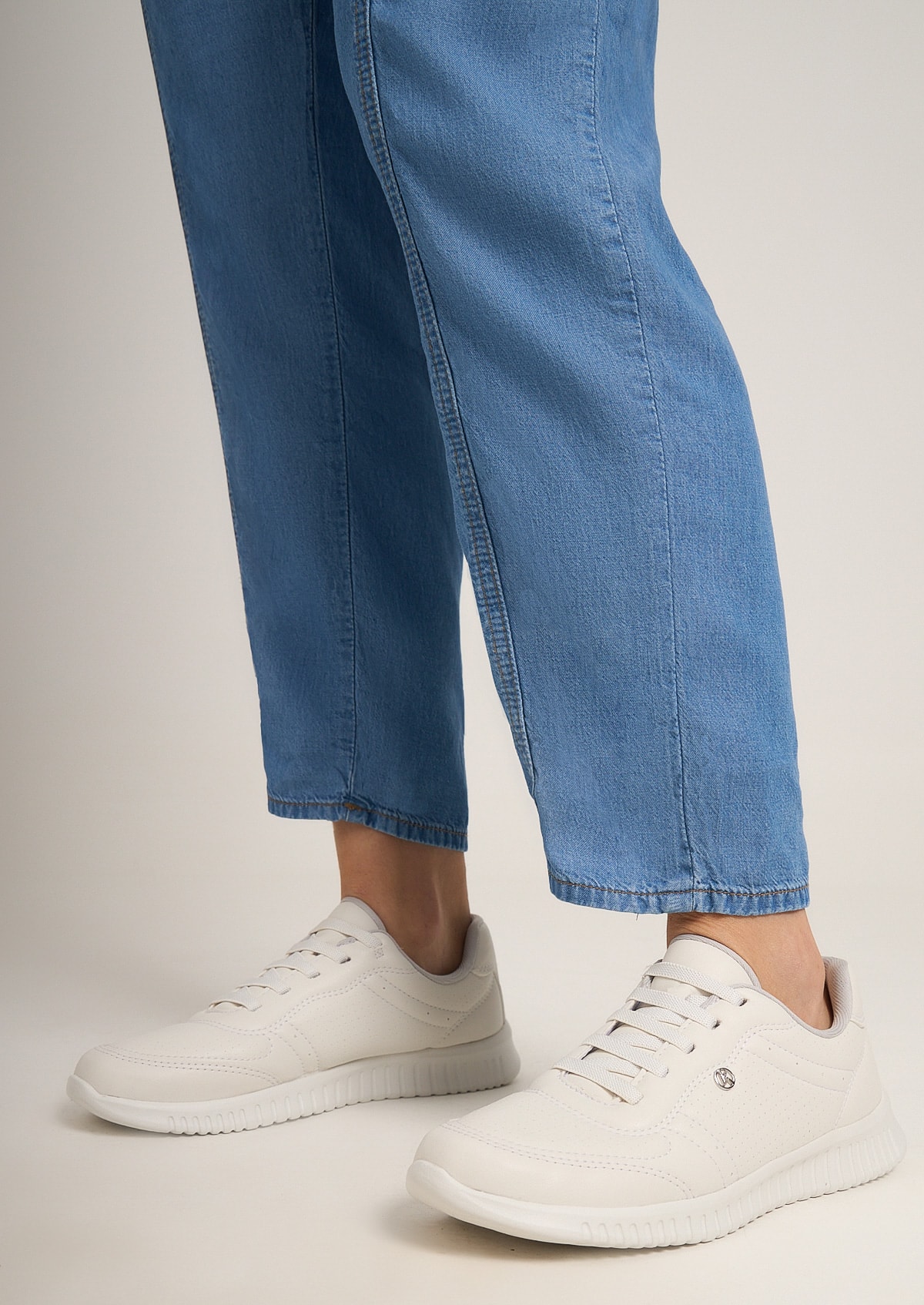 image_99695f68-0054-44e8-a748-aa7b68f7db3e