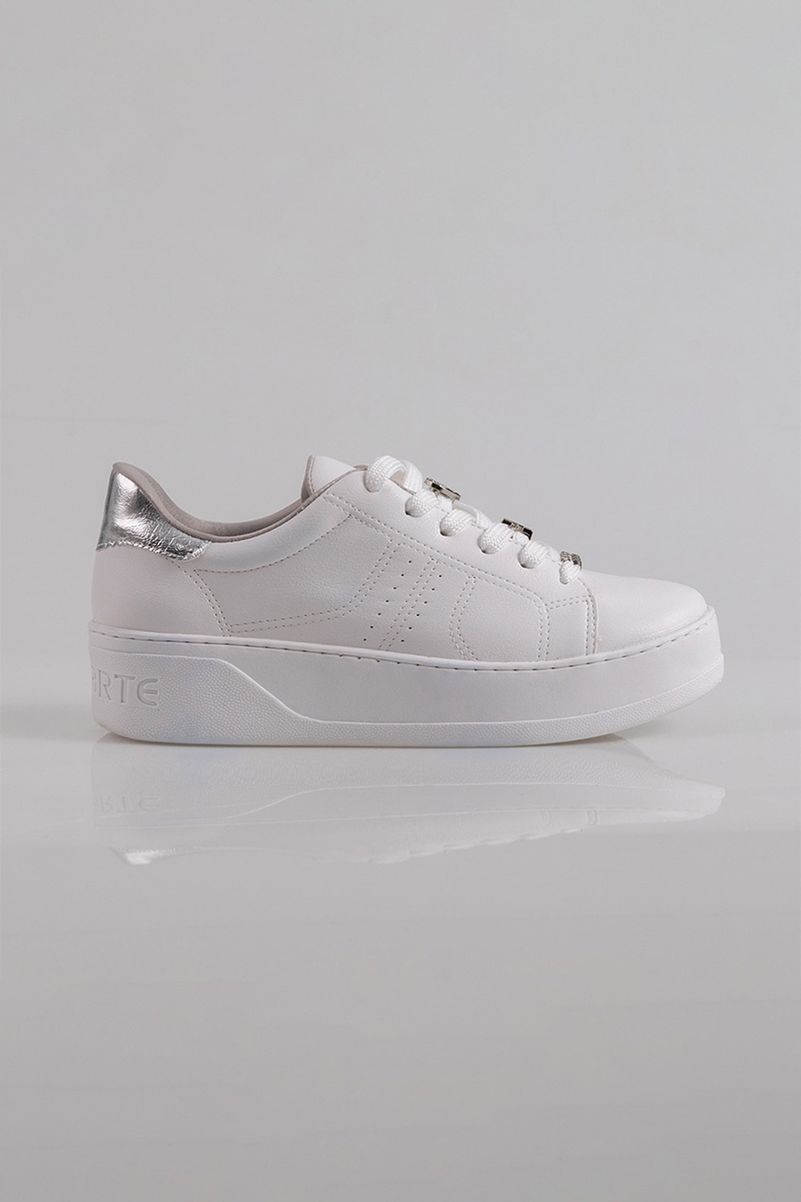 image_c78ea411-ee4d-4c89-b07e-ed6cd79fcc6f