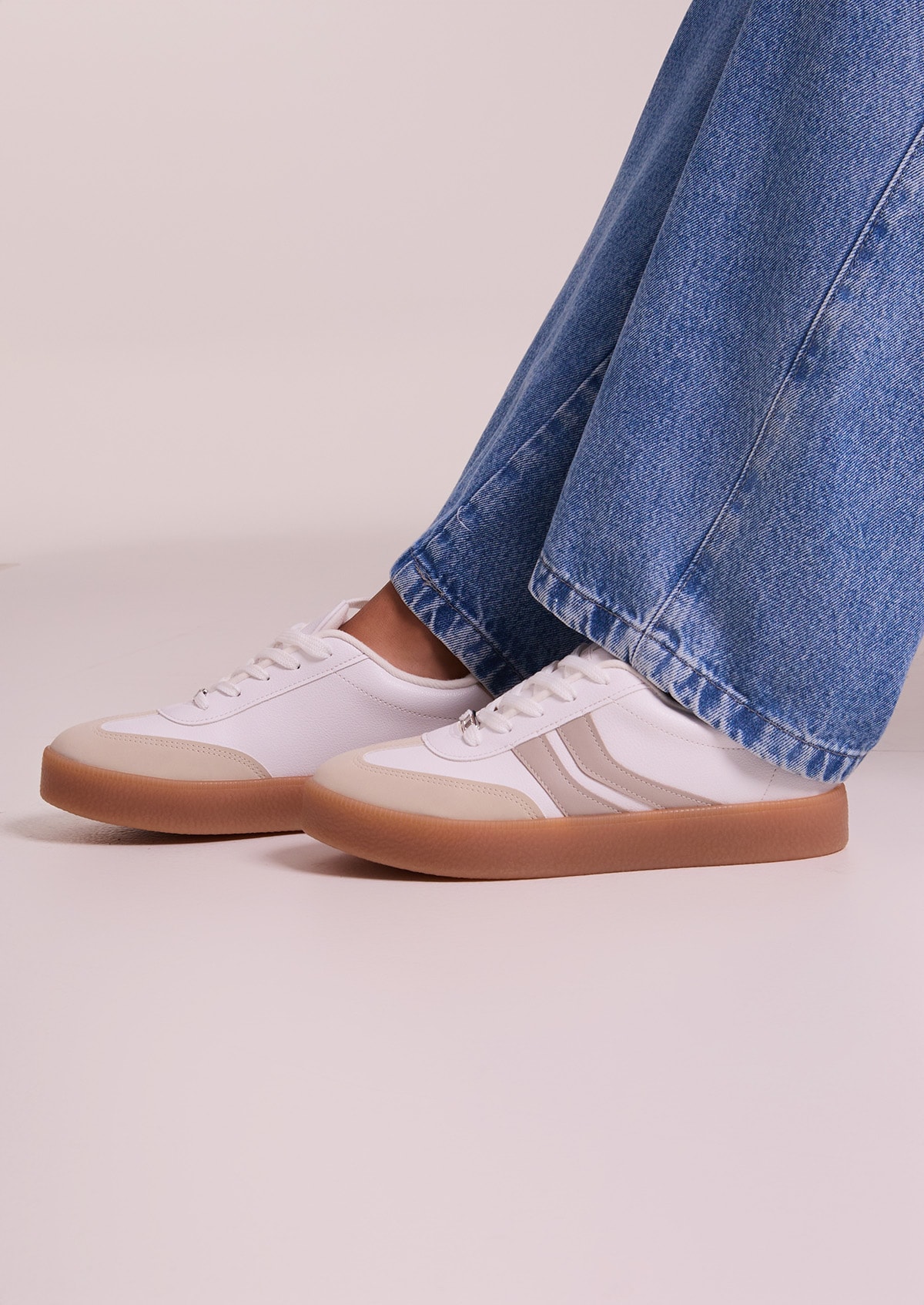 image_ba267e37-f7e2-44ec-bd32-717c1c267ea6