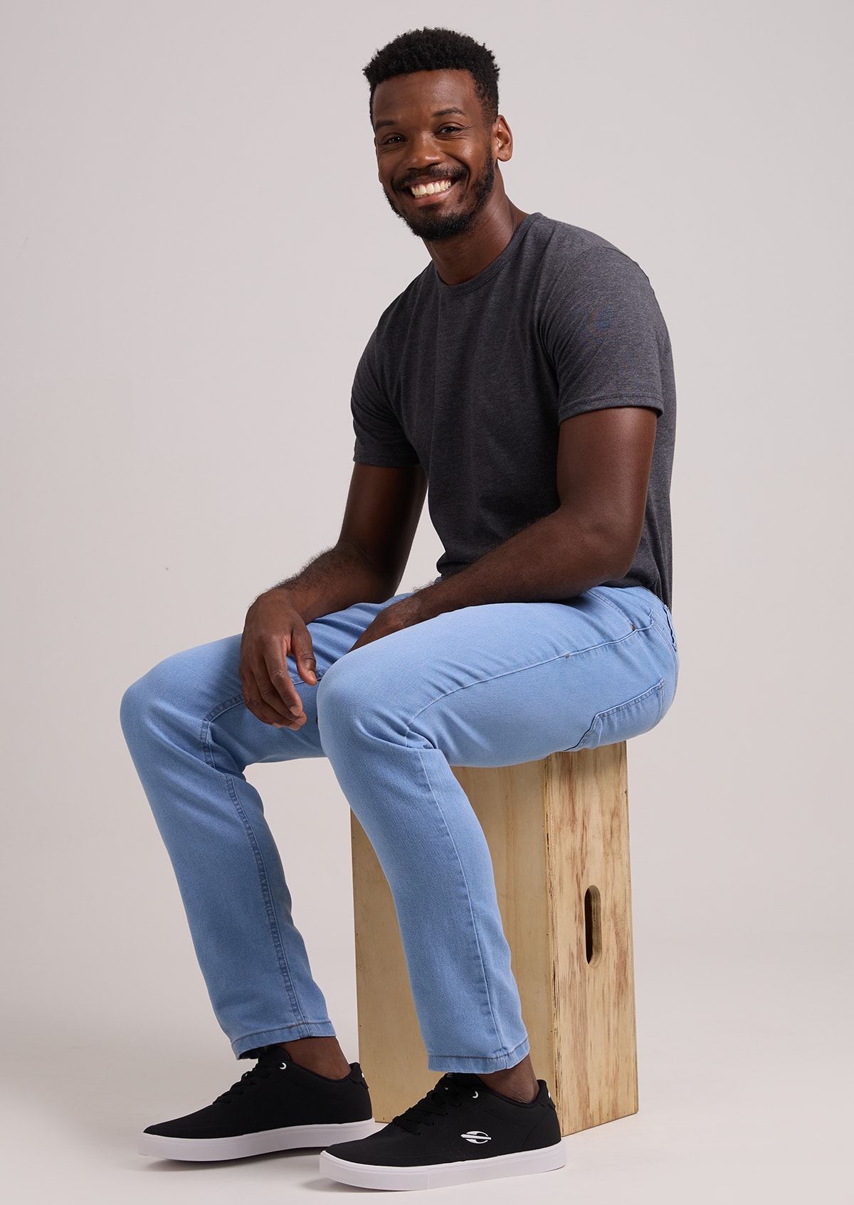 image_b2147f46-cfcb-4279-8f01-b6b5c9c8d833