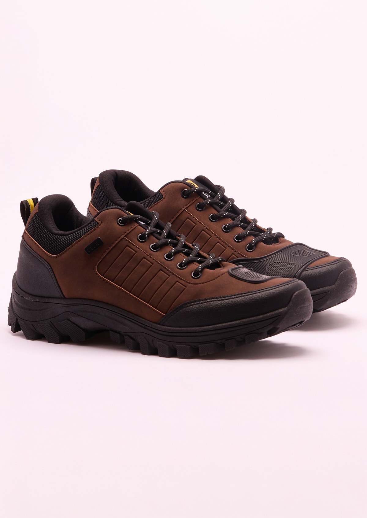 Tênis Masculino Ollie Adventure Esportivo Marrom e Preto - Monjuá